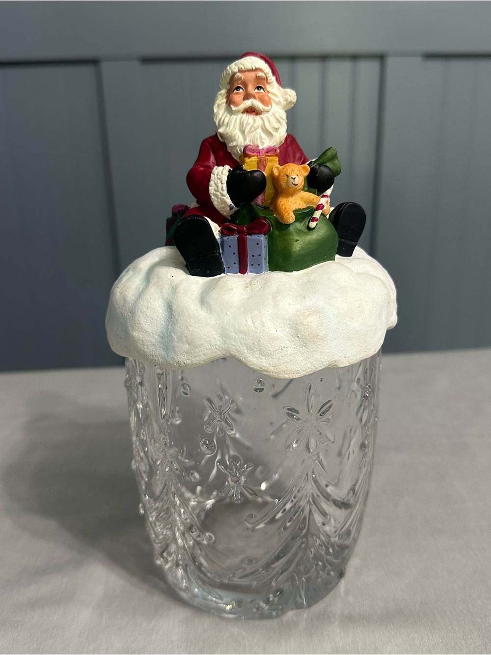 Gorham Winter Follies Santa Glass Storage Candy Jar Resin Lid Cork 9" Christmas
